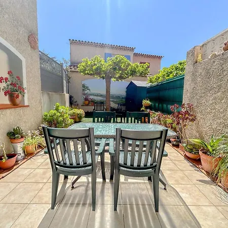 Maison Avec Jardin Et Parking, Proche Des Plages * Frejus